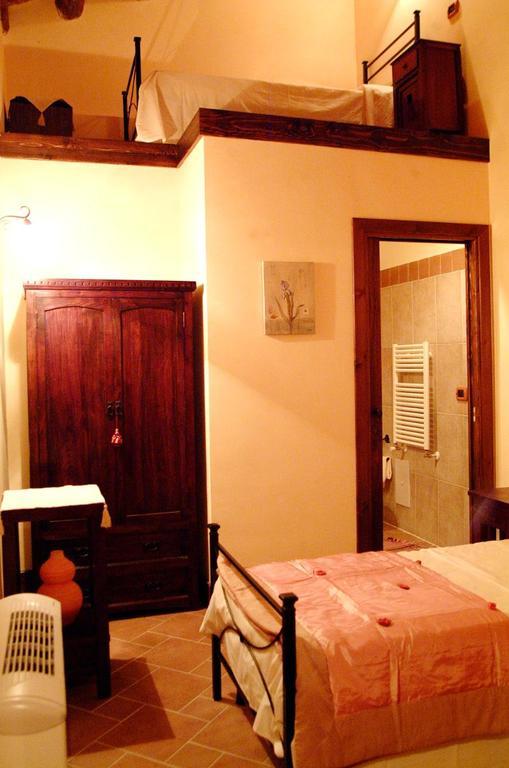 Villa Il Fiorile à Bénévent Extérieur photo